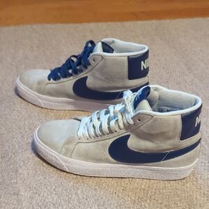 Size 5.5- Nike Zoom Blazer SB Mid Barely Green Navy Suede Leather (864349-303)